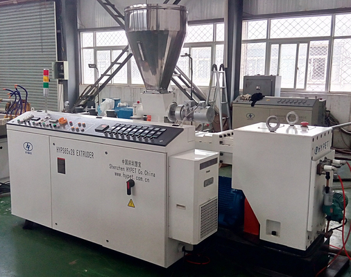 kopen Intergral Reducer Twin Screw Extruder voor PVC Pipe Granules Productie HYPS65/28 22kw online manufacture