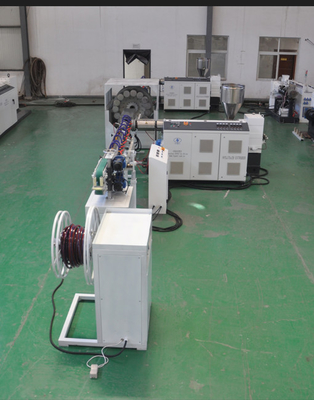 kopen PVC flexibele zachte buis transparante tuinpijp 10-38mm extrusie maken machine productielijn met SJ75/30 Extruder online manufacture