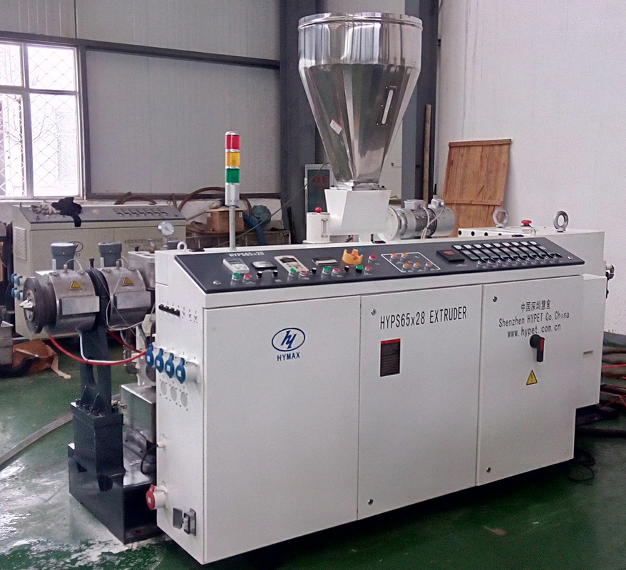 Intergral Reducer Twin Screw Extruder voor PVC Pipe Granules Productie HYPS65/28 22kw