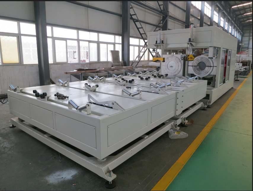 PVC-buisklokmachine met vier stations / dubbele holtes / enkel hoofdstation voor U- en R-type