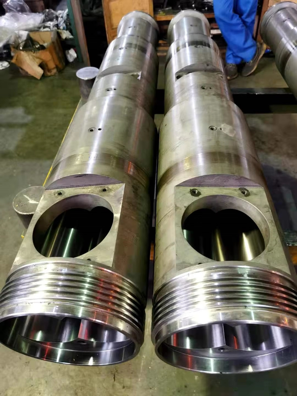 Plastic Extruder Koniek Twin Screw And Barrel / Bi-metal Screw And Barrel Voor Dubbele Twin Screw Extruders