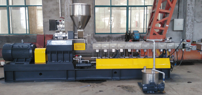 High Capacity PET Pelletizing Machine PVC Recycle Twin Screw Extruder Water Flushing Strands Pelletizing Line