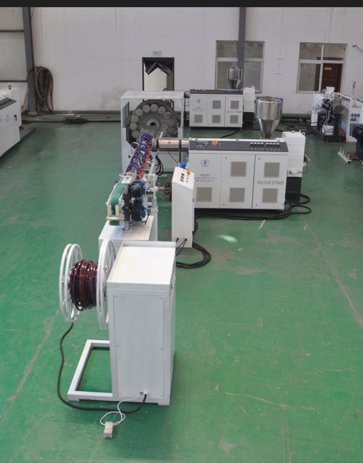 PVC flexibele zachte buis transparante tuinpijp 10-38mm extrusie maken machine productielijn met SJ75/30 Extruder