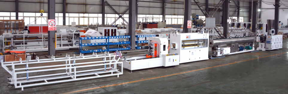 Stabiel kwaliteit 3''- 4'''PVC buis Productielijn Met HYZS65/132 Koniek Twin Screw extruder