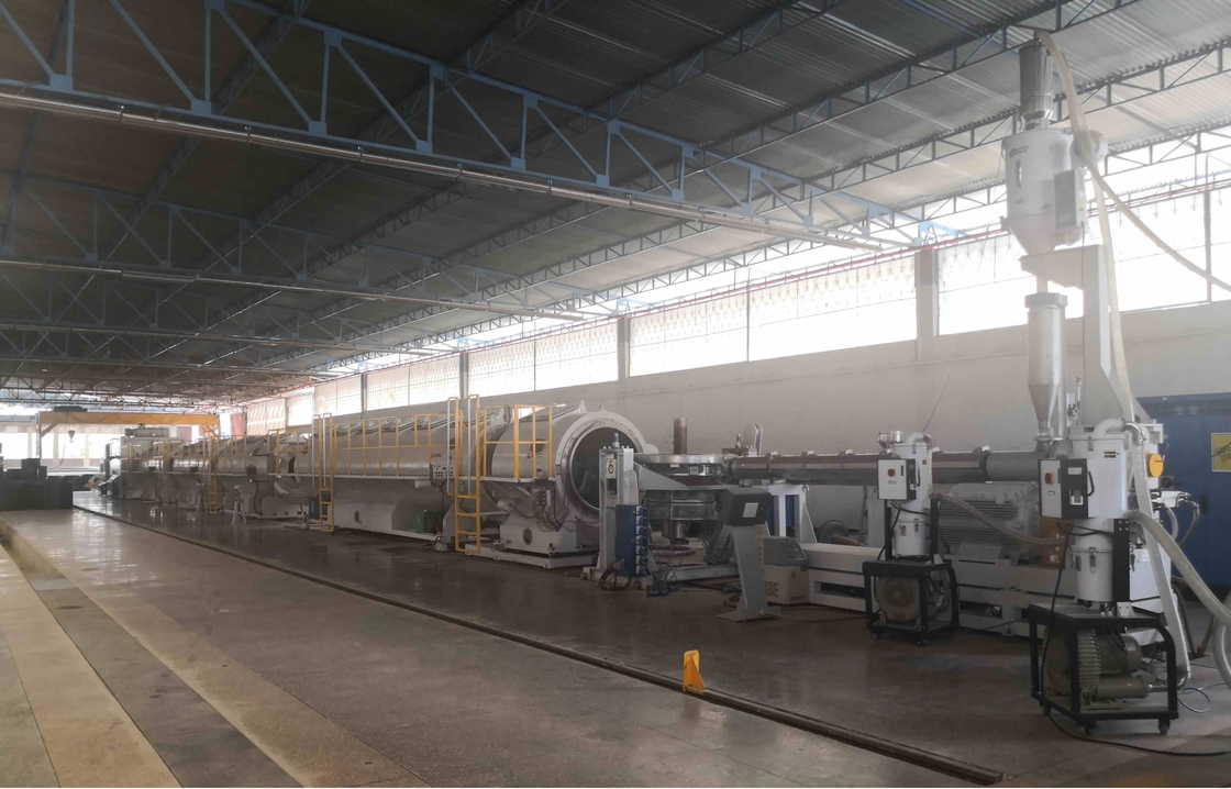 400mm -1000mm Plastic HDPE PE-buizen Productie-machines Productielijn Met grote enkel schroef extruder SJ150/38 Motor 400kW En Output 1400kg/h