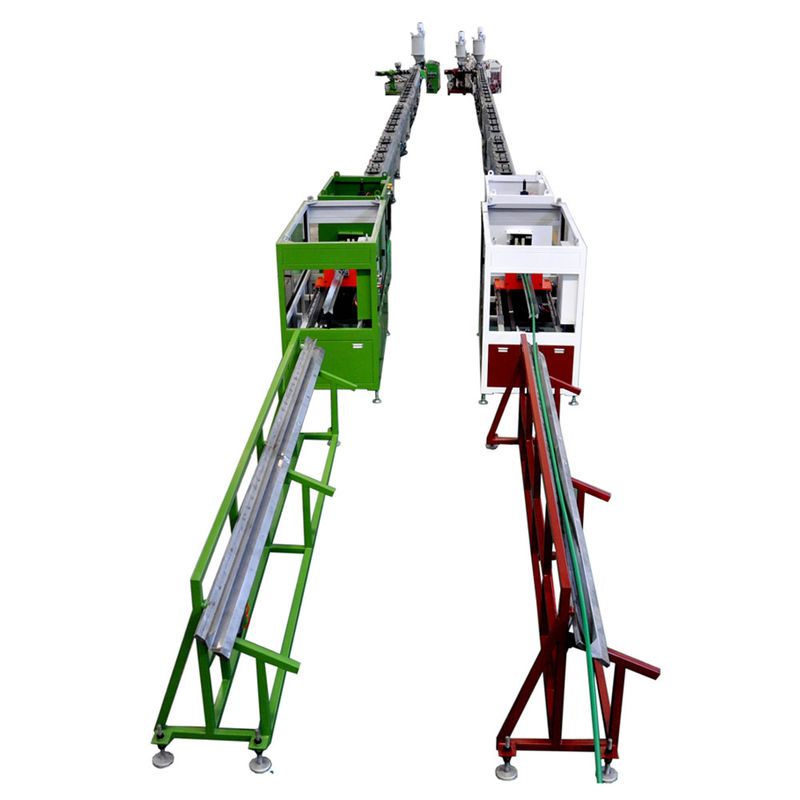 PE PPR kiest de Dubbele de Machinehoge snelheid van de Pijpuitdrijving 16 - 32 MM. Schroefextruder SJ90/33 uit