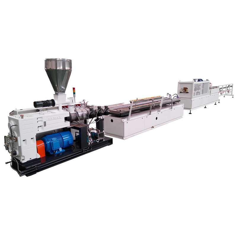 WPC-de machine van de Profieluitdrijving/decoratieve het plafondproductielijn van WPC